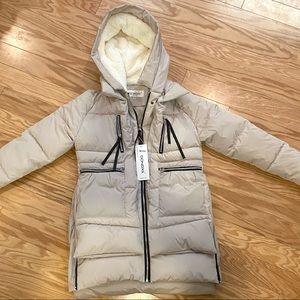 Dongxi Women’s Jacket. Amazon Coat. New With Tags.